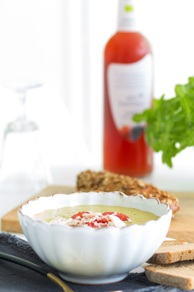 Soulfood - Grüne Spargelcremesuppe • House No 37
