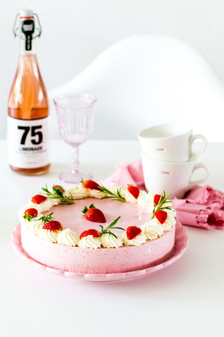 Erdbeer-Joghurt-Torte