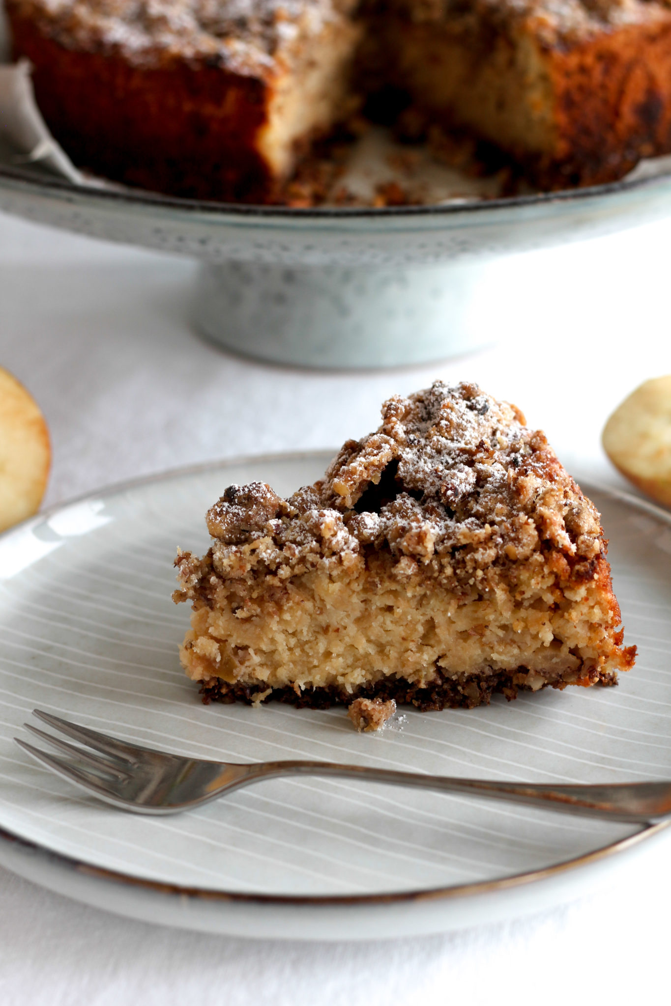 Apfel-Walnuss-Kuchen ein herbstlicher Genuss • House No 37 Apfel-Walnuss-Kuchen ein herbstlicher Genuss • House No 37